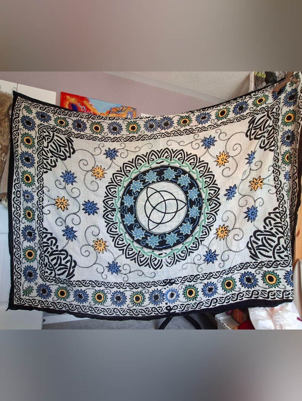 ​Large Celtic Knot Triquetra Mandala Tapestry | 100% Cotton 94x64